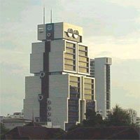 edificio robot