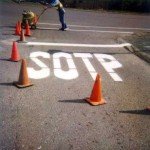 Cartelli stradali pazzi e avvisi divertenti