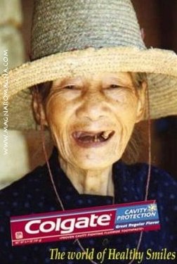 vecchietta senza denti