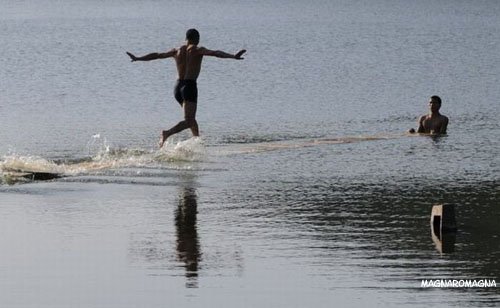 camminata sulle acque: miracolo?